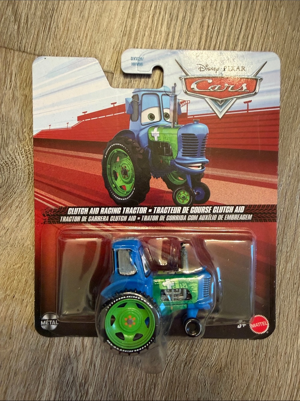 Disney Pixar Cars Clutch Aid Racing Tractor Diecast 1:55